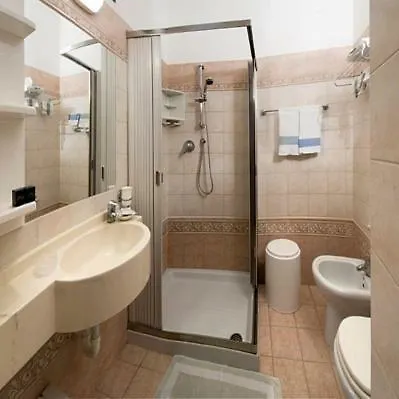 Отель Alba Serena 3*